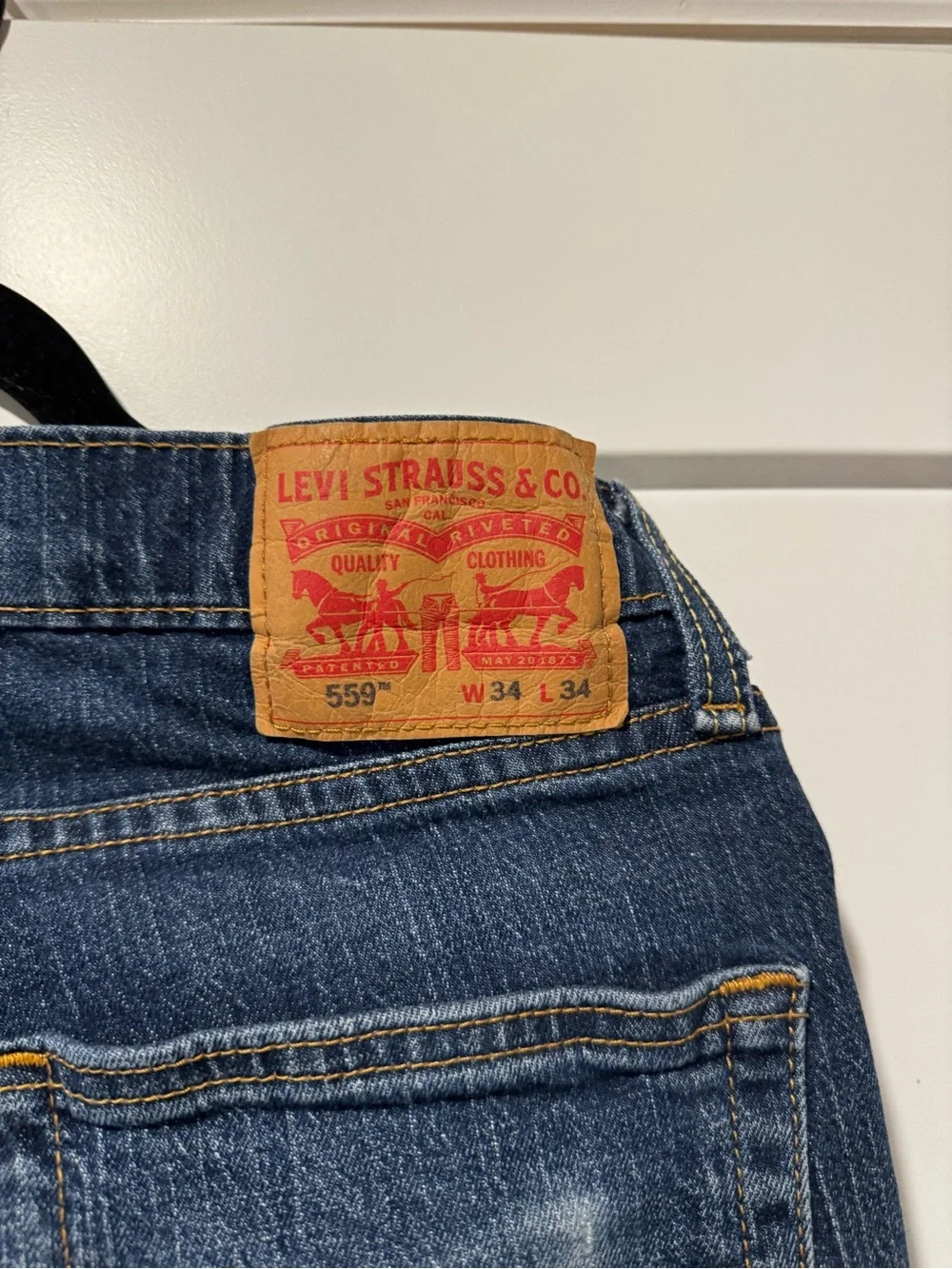 Levi's Slim Straight Jeans in Dark Blue